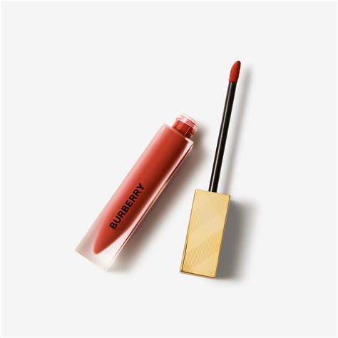 Burberry Kisses Liquid Matte – Russet No.93 in .